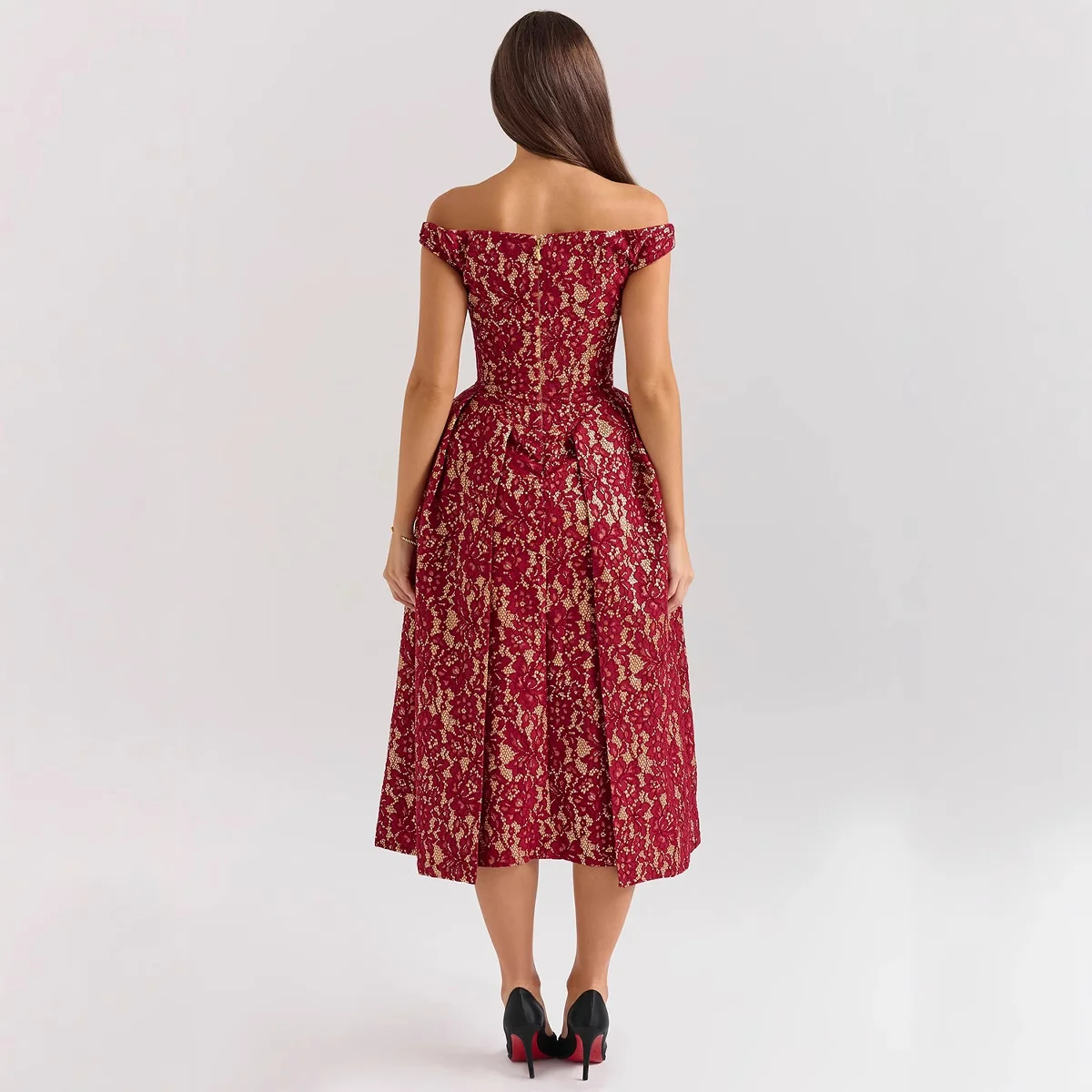Damen Abendkleid mit raffinierten Spitzenapplikationen und elegantem Schnitt R&B - Image 4