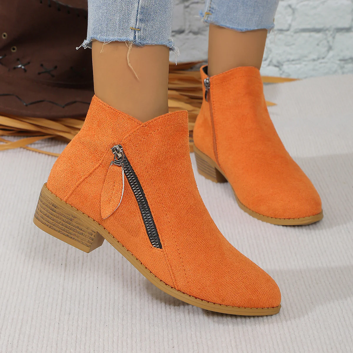 Damen Ankle Boots mit asymmetrischem Reißverschluss von R&B - Image 12