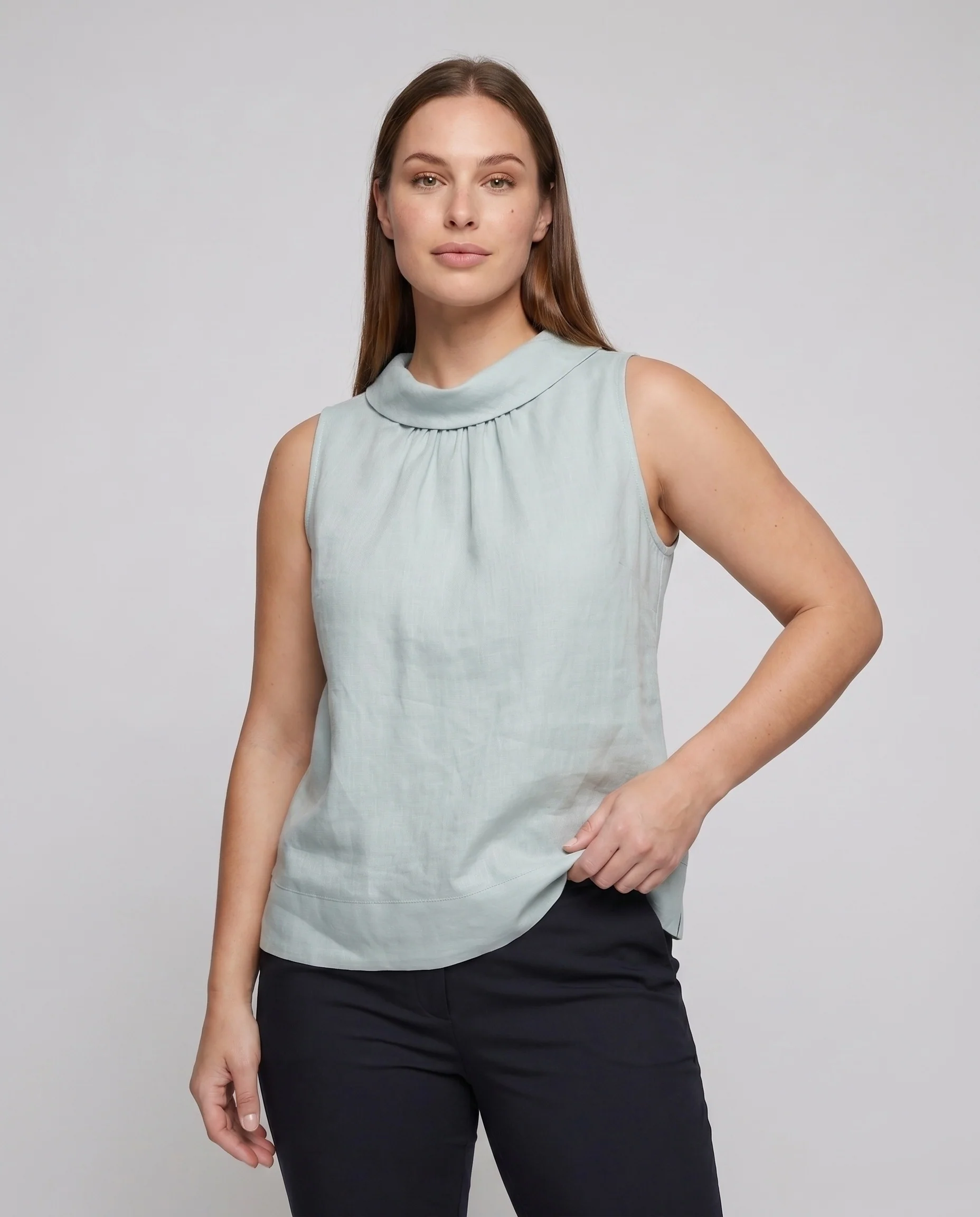 Damen ärmelloses Leinentop mit elegantem Stehkragen - Image 2