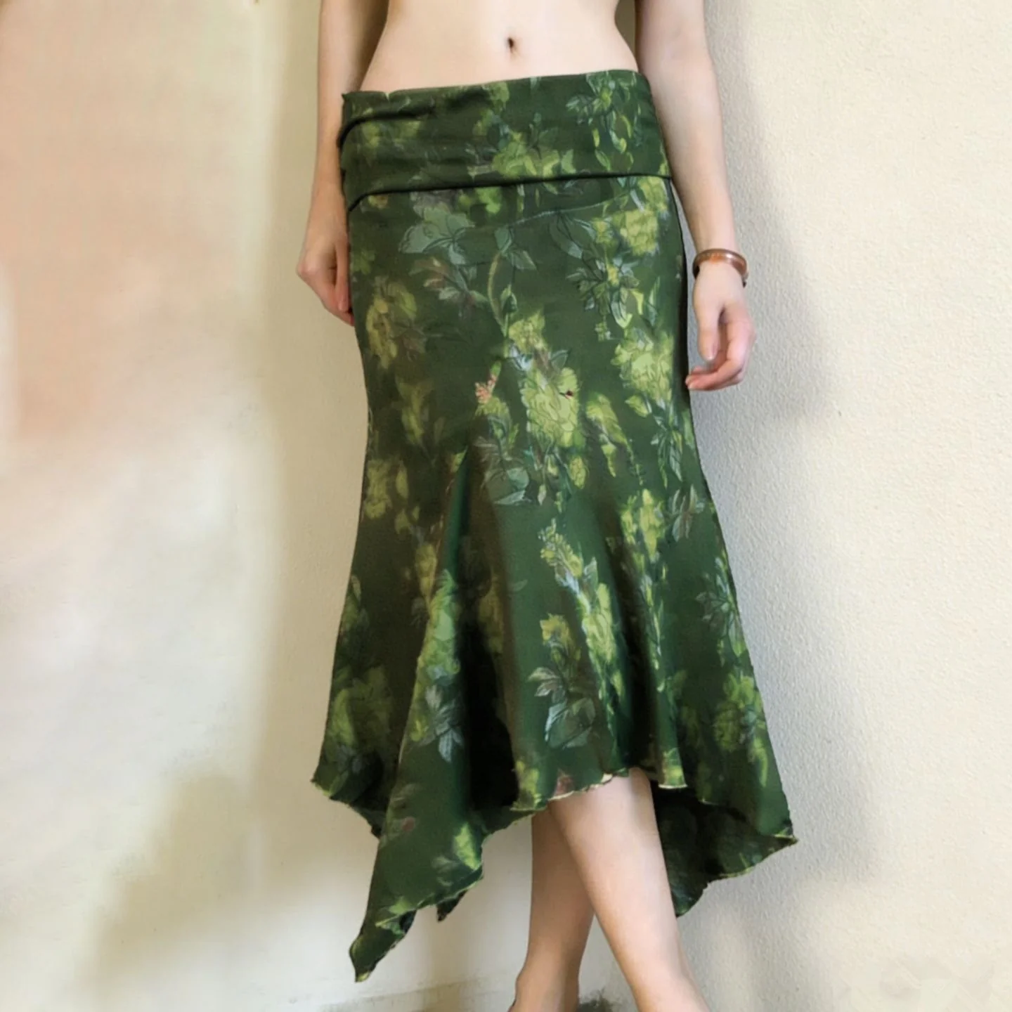Damen asymmetrischer Wickelrock mit floralem Design und elastischem Bund R&B - Image 4