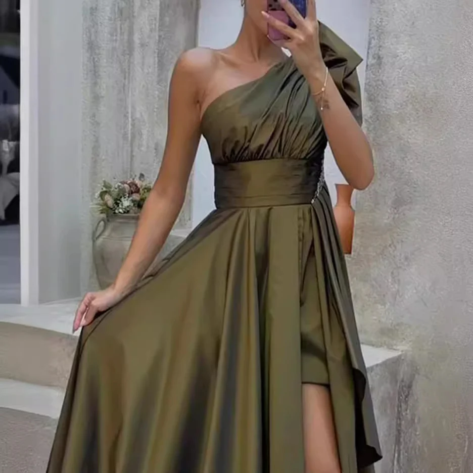 Damen Asymmetrisches Abendkleid mit tiefem Beinschlitz und elegantem Drapierung R&B - Image 3