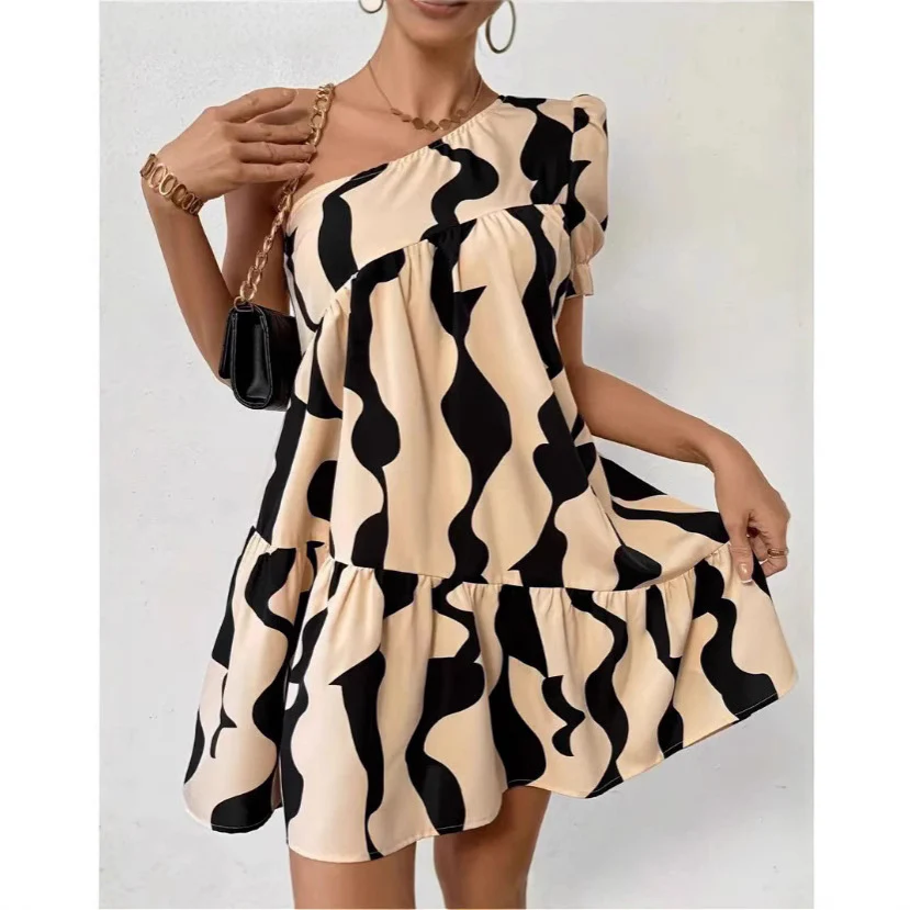 Damen Asymmetrisches Minikleid mit Volant und grafischem Muster R&B - Image 3