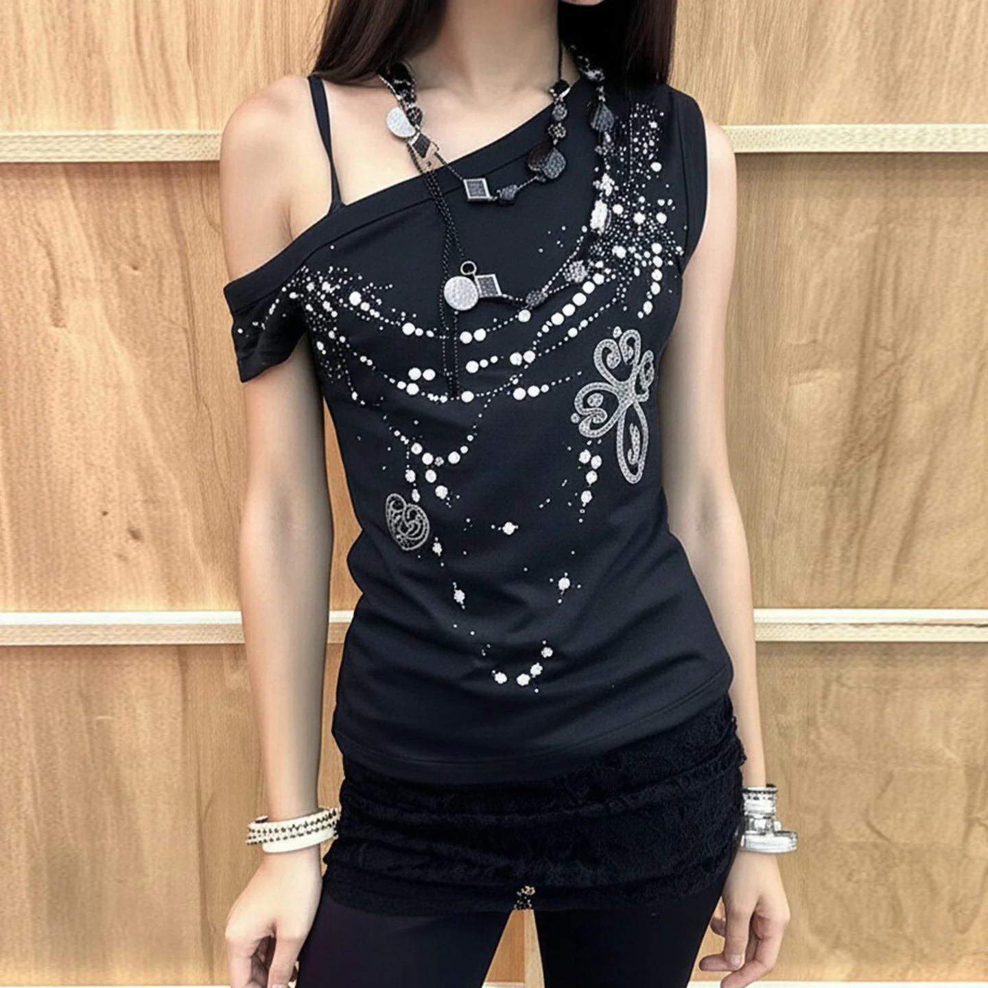Damen asymmetrisches Tanktop mit stylischem Druck und verzierten Applikationen R&B - Image 2
