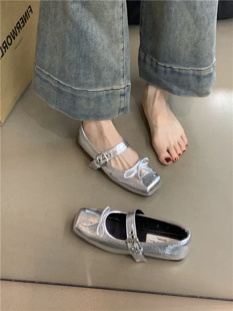 Damen Ballerinas aus weichem Wildleder mit verstellbarem Riemen und dekorativer Schleife R&B - Image 8