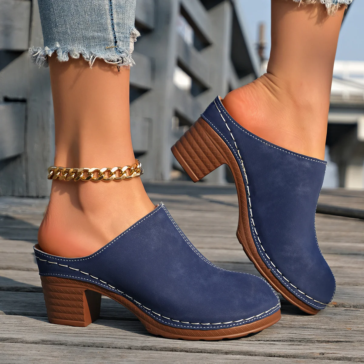 Damen bequeme Clogs aus hochwertigem Wildleder mit elegantem Blockabsatz R&B - Image 4