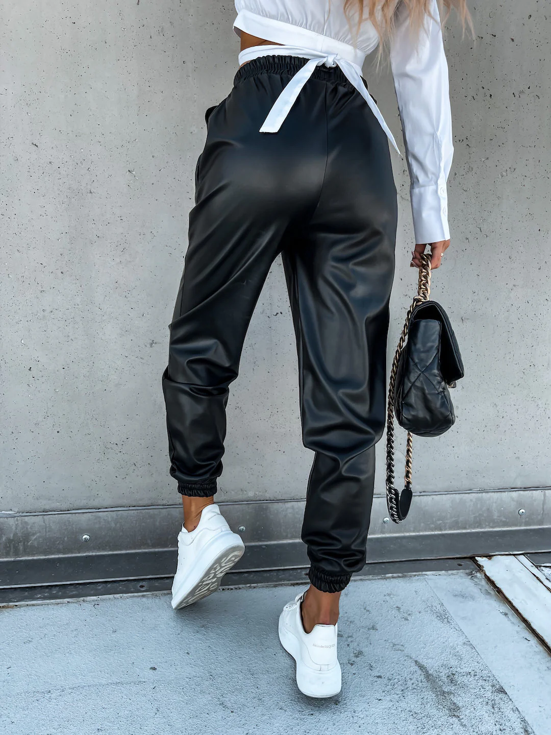 Damen Bequeme Jogginghose im sportlichen Stil mit elastischem Bund und Taschen R&B - Image 6