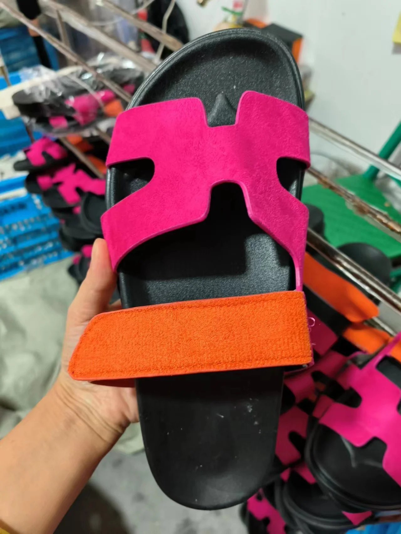 Damen bequeme Kunstleder-Sandalen mit verstellbaren Riemen R&B - Image 19