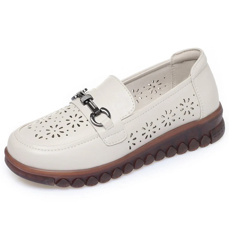 Damen Bequeme Mokassins mit luftiger Perforation und modischem Schmuckdetail R&B - Image 5