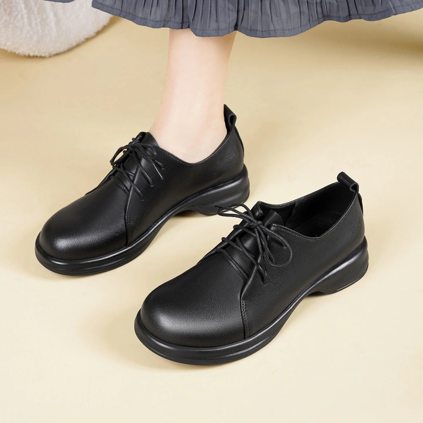 Damen Bequeme Schnürschuhe mit anatomischer Sohle und modernem Design R&B - Image 4