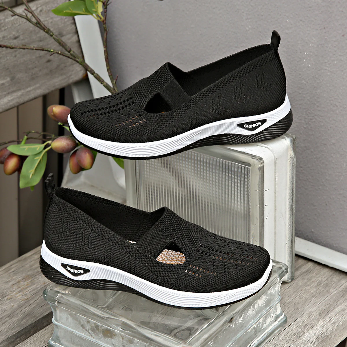 Damen Bequeme Slip-On Sneakers mit atmungsaktiver Netzstruktur R&B - Image 6