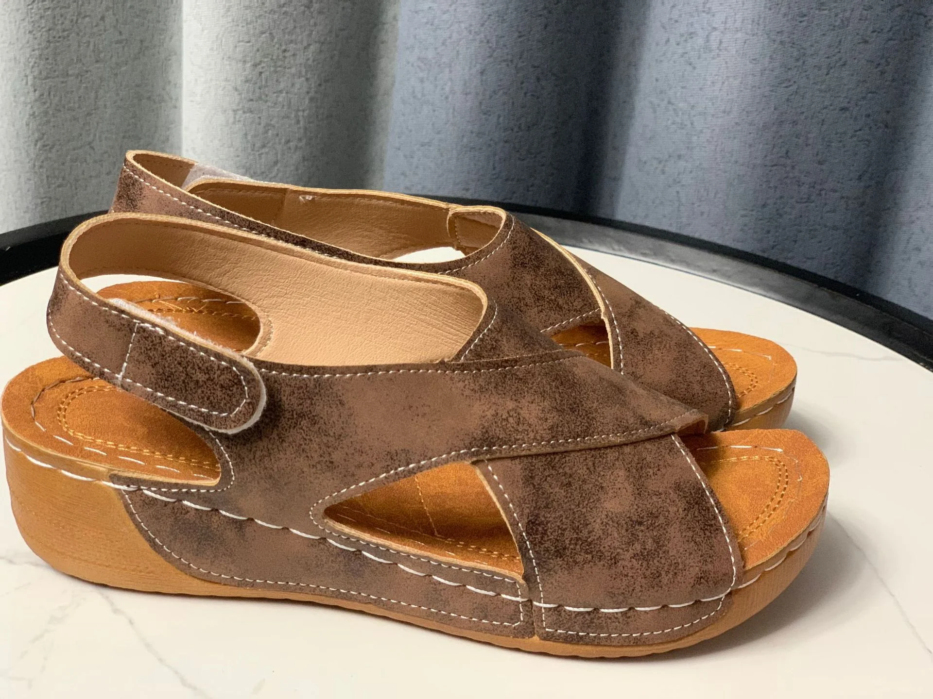 Damen bequeme Sommer-Sandalen mit atmungsaktiver Struktur und rutschfester Sohle R&B - Image 6