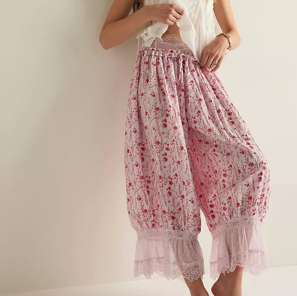 Damen Blumenmuster Hose mit Spitzenabschlüssen R&B - Image 3