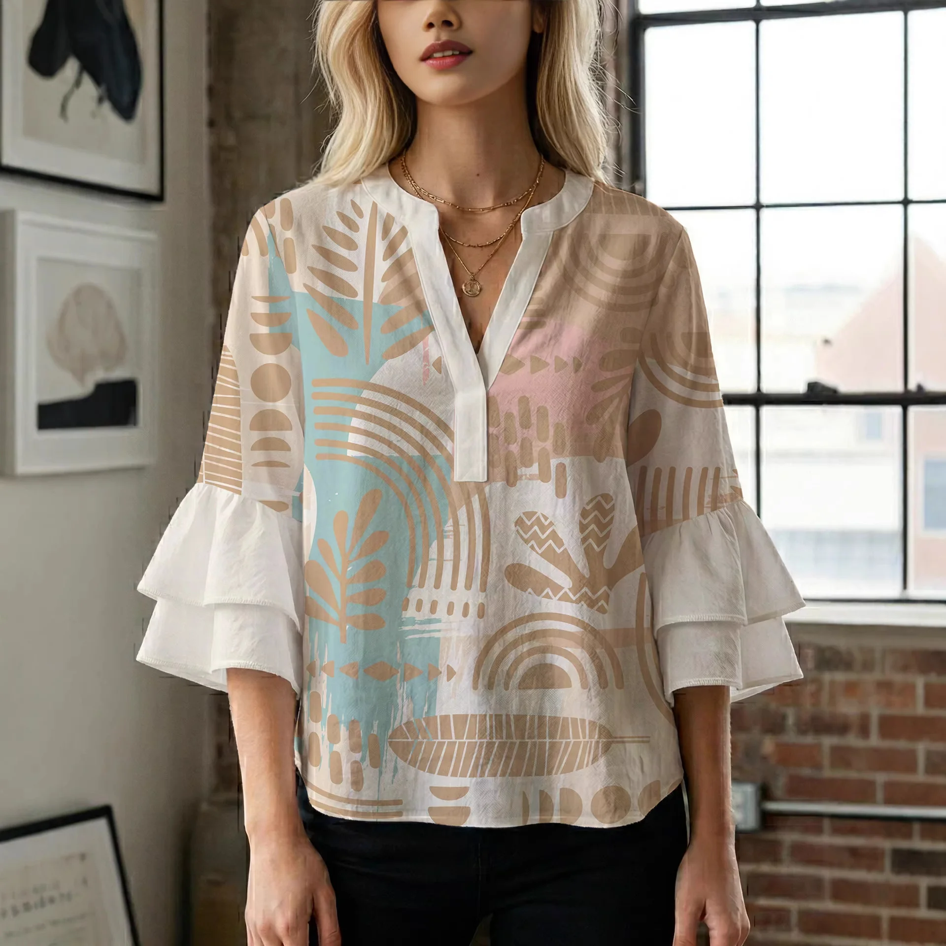 Damen Bluse mit Rüschendetails und auffälligem Animal-Print R&B - Image 2
