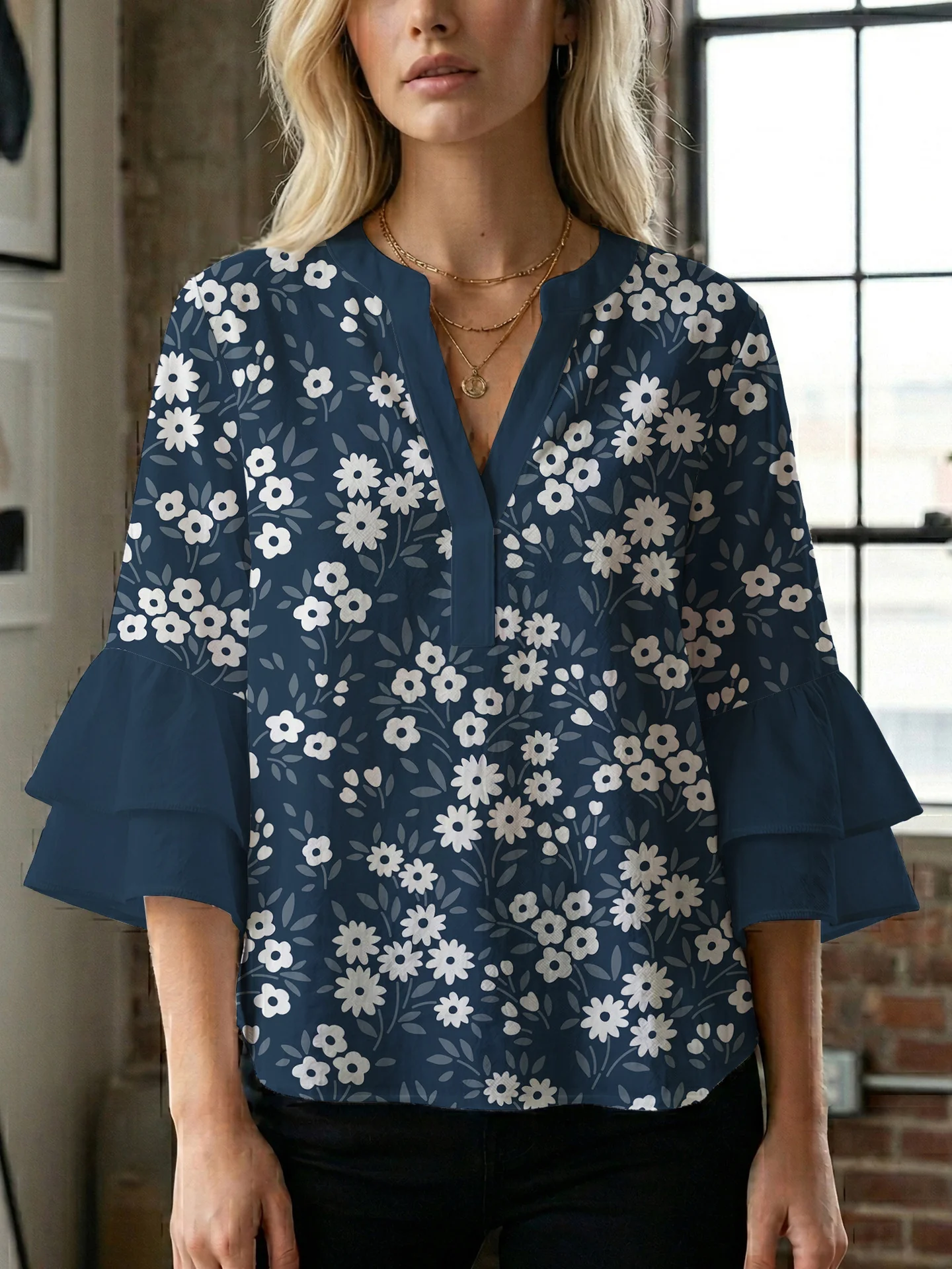 Damen Bluse mit voluminösen Ärmeln und floralem Design R&B - Image 31
