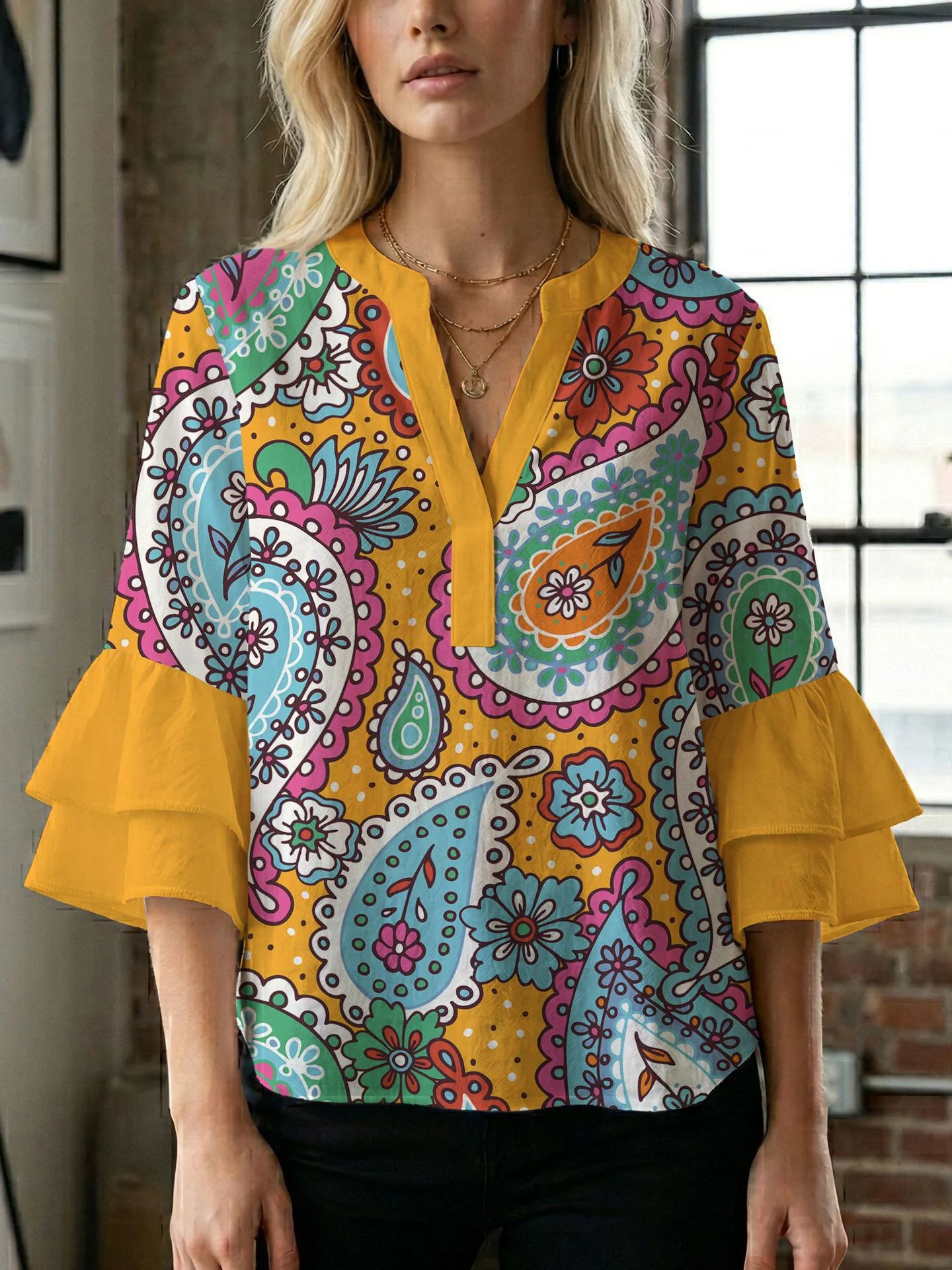 Damen Bluse mit voluminösen Flügelärmel und intensivem Blattmuster R&B - Image 26