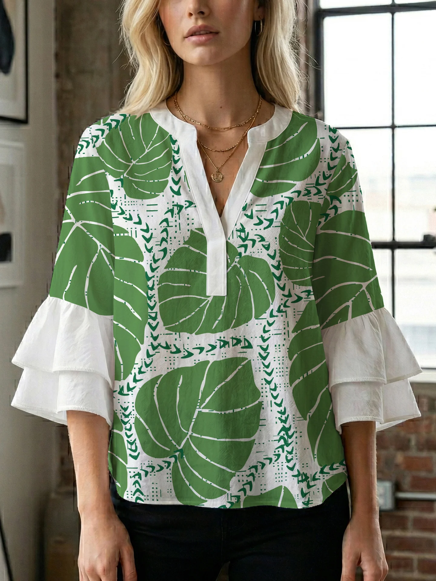 Damen Bluse mit voluminösen Rüschenärmeln und floralem Druck R&B - Image 22