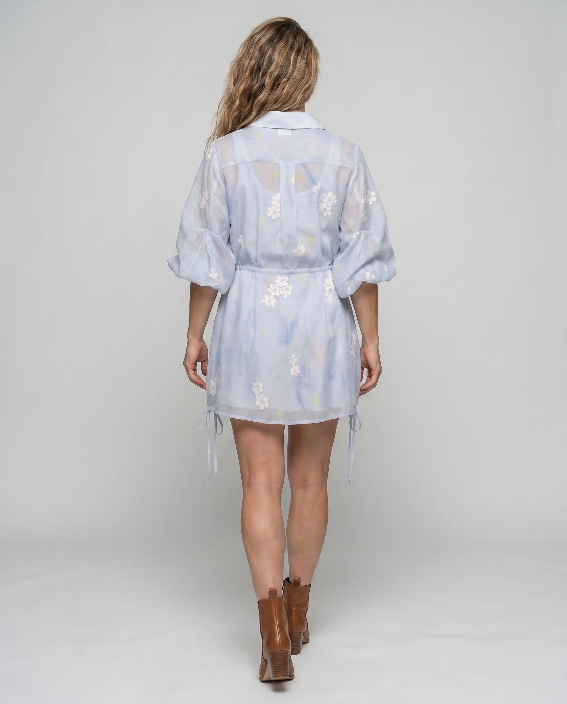 Damen Blusenkleid mit floralem Design und transparentem Stoff R&B - Image 4