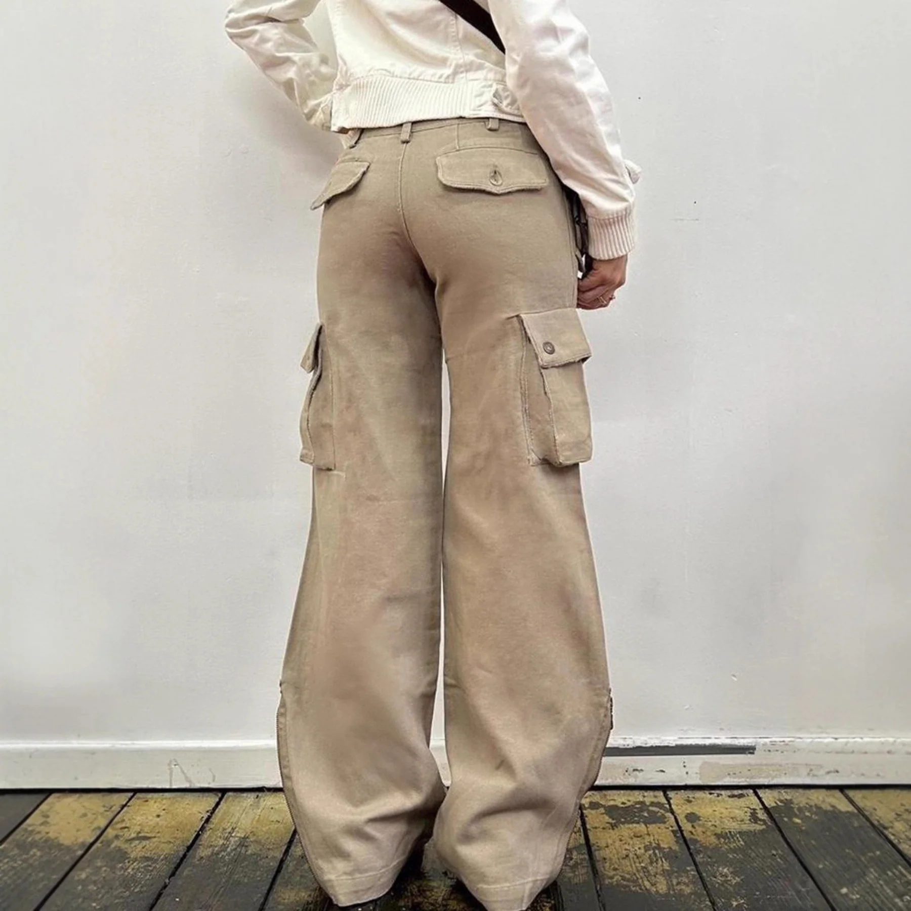 Damen Cargo-Style Hose mit weit geschnittenem Bein und praktischen Taschen R&B - Image 3