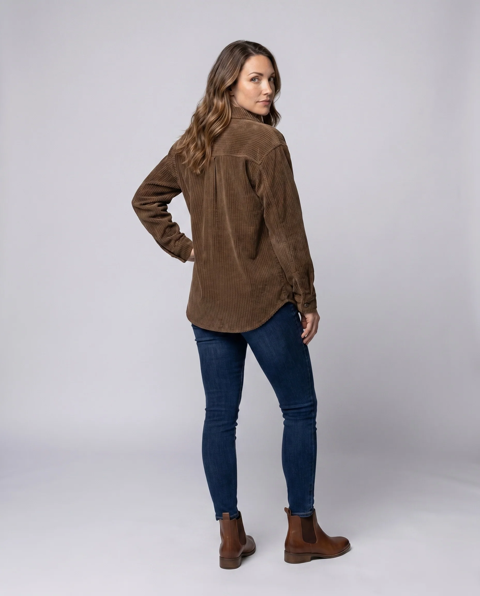 Damen Cordbluse mit praktischer Brusttasche und modernem Schnitt - Image 4
