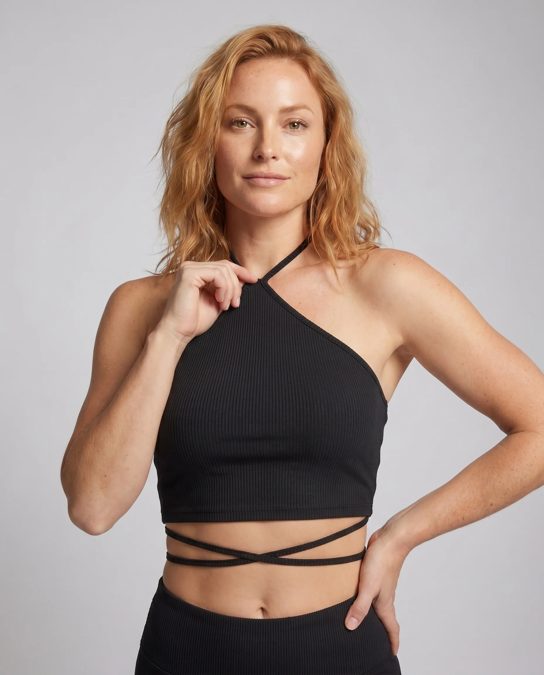 Damen Crop Top mit angesagtem Wickeldesign und feinem Rippstoff R&B - Image 2