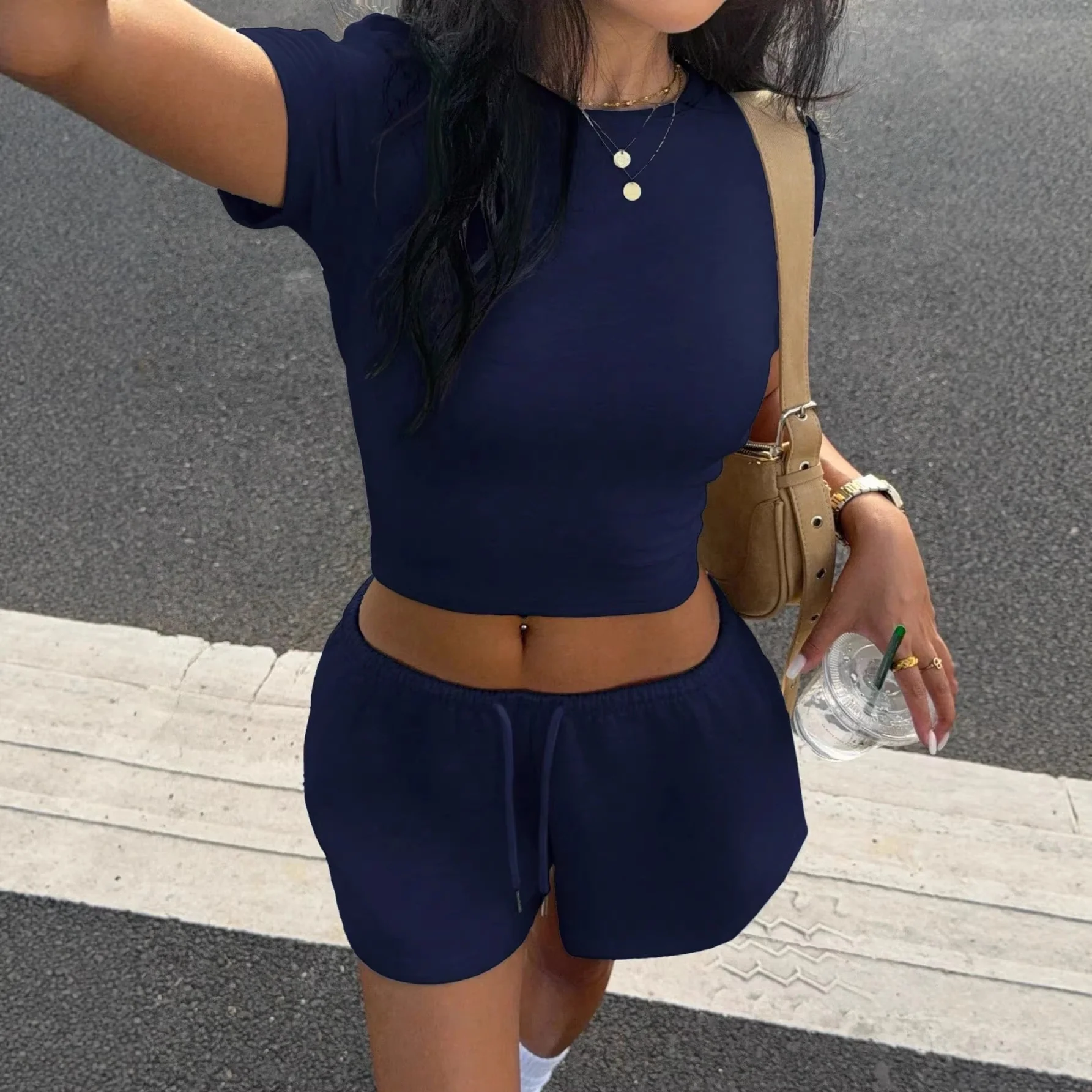 Damen Crop-Top mit tailliertem Schnitt und komfortablem Material R&B - Image 4