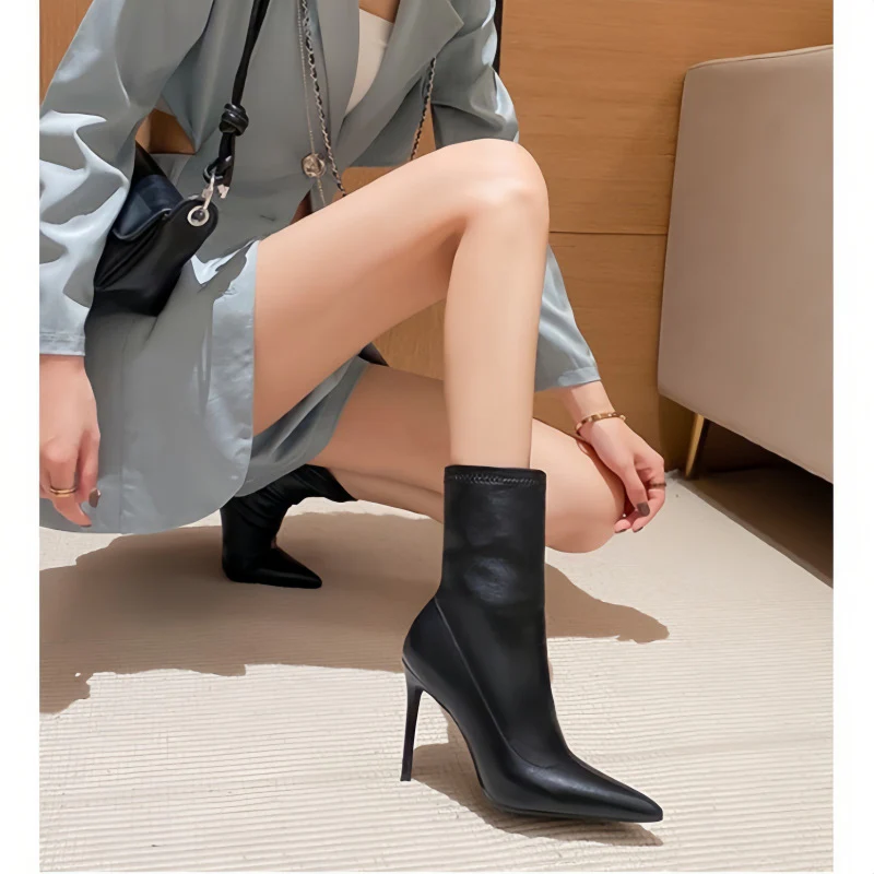 Damen elegante Ankle Boots mit spitzem Design und hohem Absatz R&B - Image 8