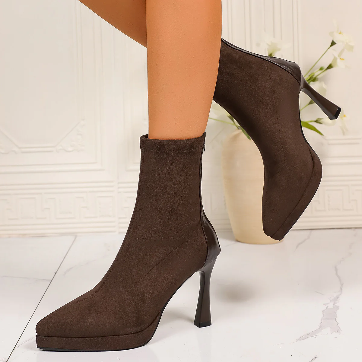 Damen Elegante High-Heels Stiefeletten mit chicem Reißverschluss und schmalem Blockabsatz R&B - Image 7