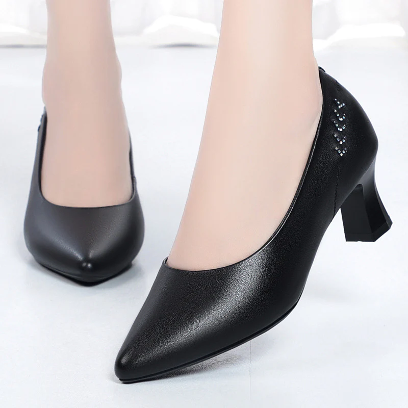 Damen Elegante Pumps mit funkelndem Strassbesatz und komfortablem Blockabsatz R&B - Image 4