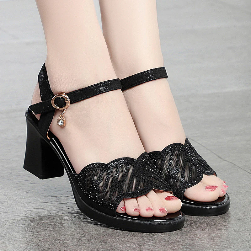 Damen elegante Sandaletten mit dekorativem Riemchen und funkelndem Schmuckdetail R&B - Image 3
