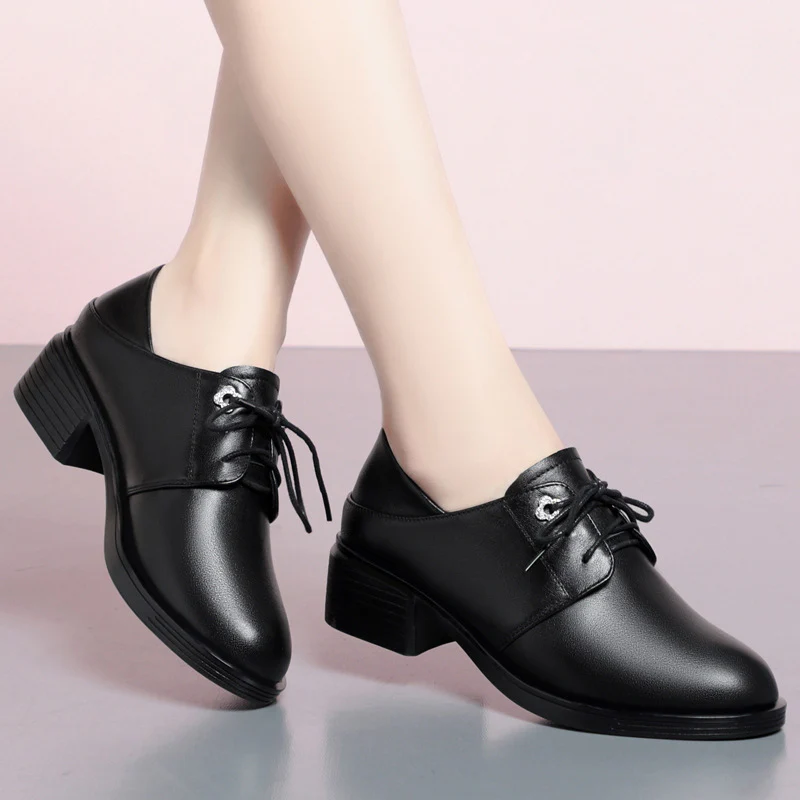 Damen Elegante Schnürschuhe mit Blockabsatz und modischem Detail R&B - Image 6