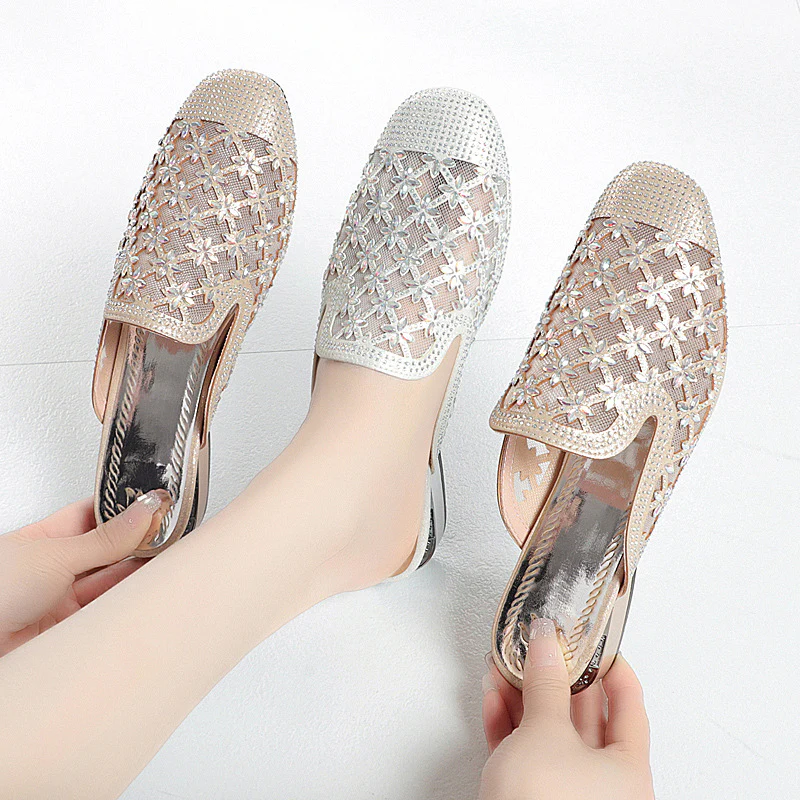 Damen Elegante Slip-On Ballerinas mit funkelndem Strass und floraler Perforation R&B - Image 4