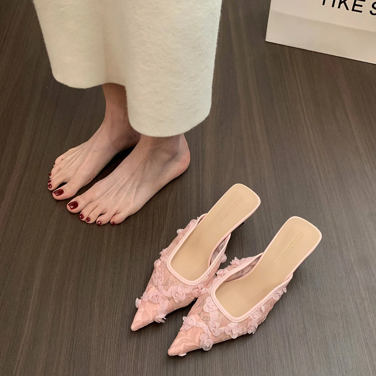 Damen Elegante Slipper mit floralem Stickdesign R&B - Image 2
