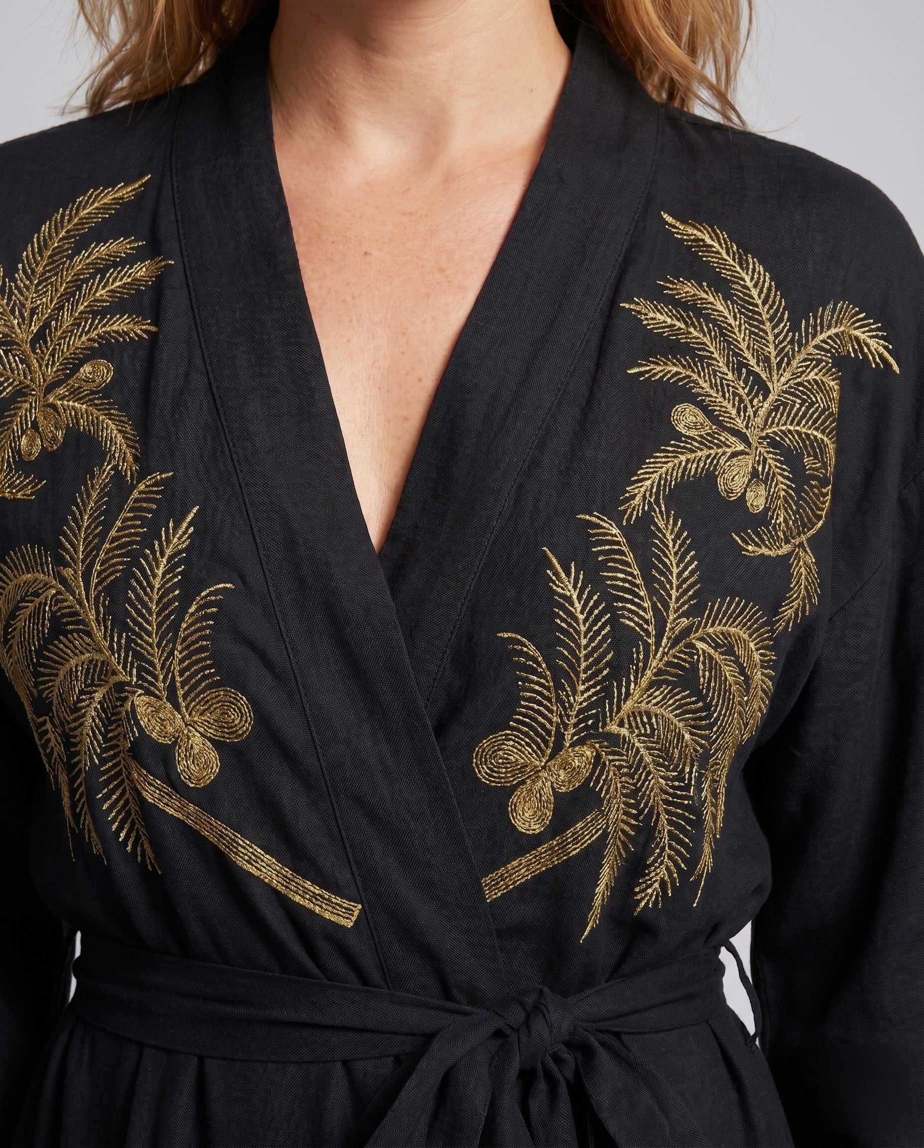 Damen Eleganter Kimono mit floralen Stickereien R&B - Image 2