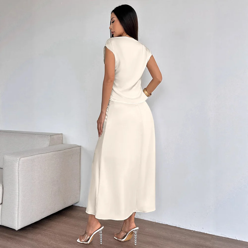 Damen elegantes Abendkleid mit fließendem Stoff und raffiniertem Halsausschnitt R&B - Image 4