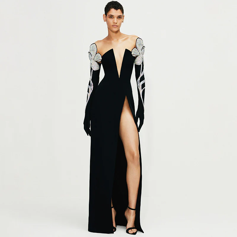 Damen Elegantes Abendkleid mit glitzernden Flügel-Applikationen und tiefem V-Ausschnitt Heidi-Mode