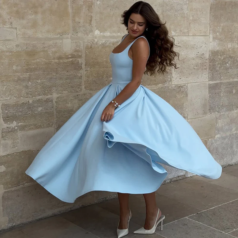 Damen Elegantes Maxikleid mit A-Linie und breiten Trägern R&B - Image 2