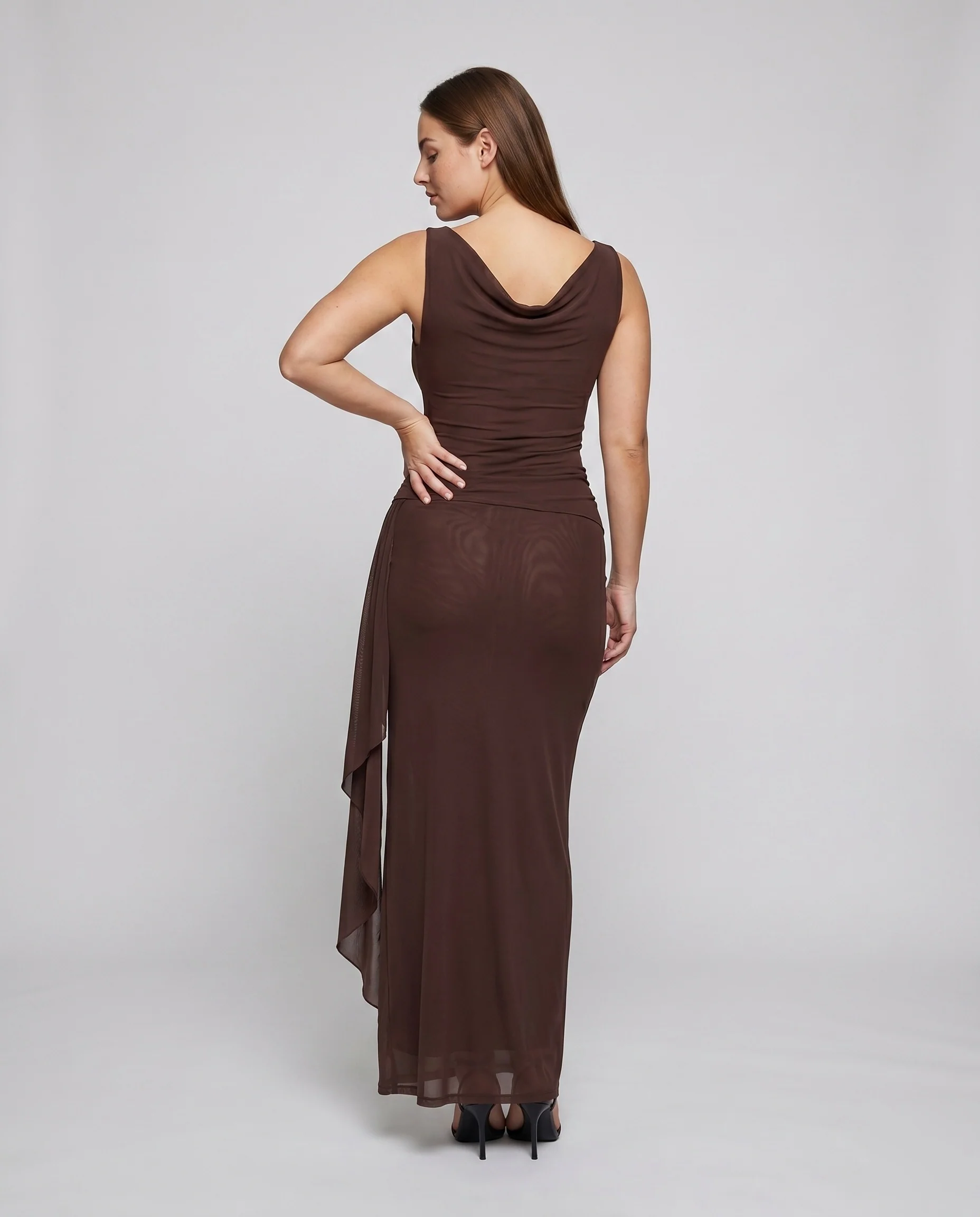 Damen Elegantes Maxikleid mit asymmetrischem Schnitt und fließendem Rock R&B - Image 4
