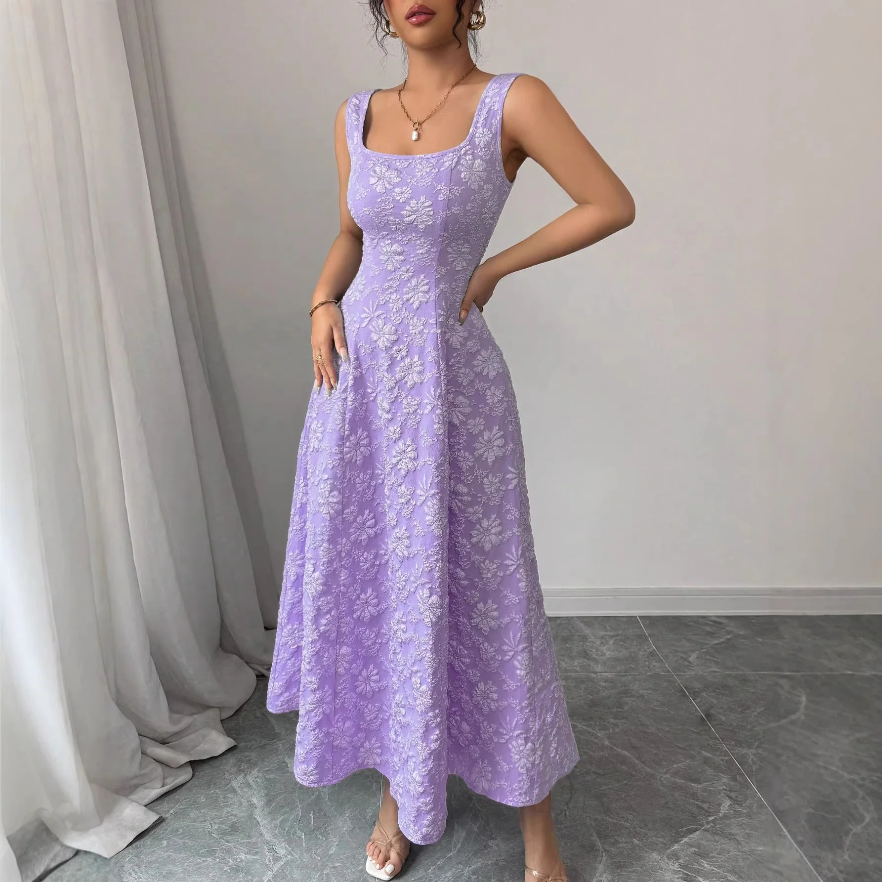 Damen Elegantes Maxikleid mit floralem Design und Quadrat-Ausschnitt R&B - Image 3