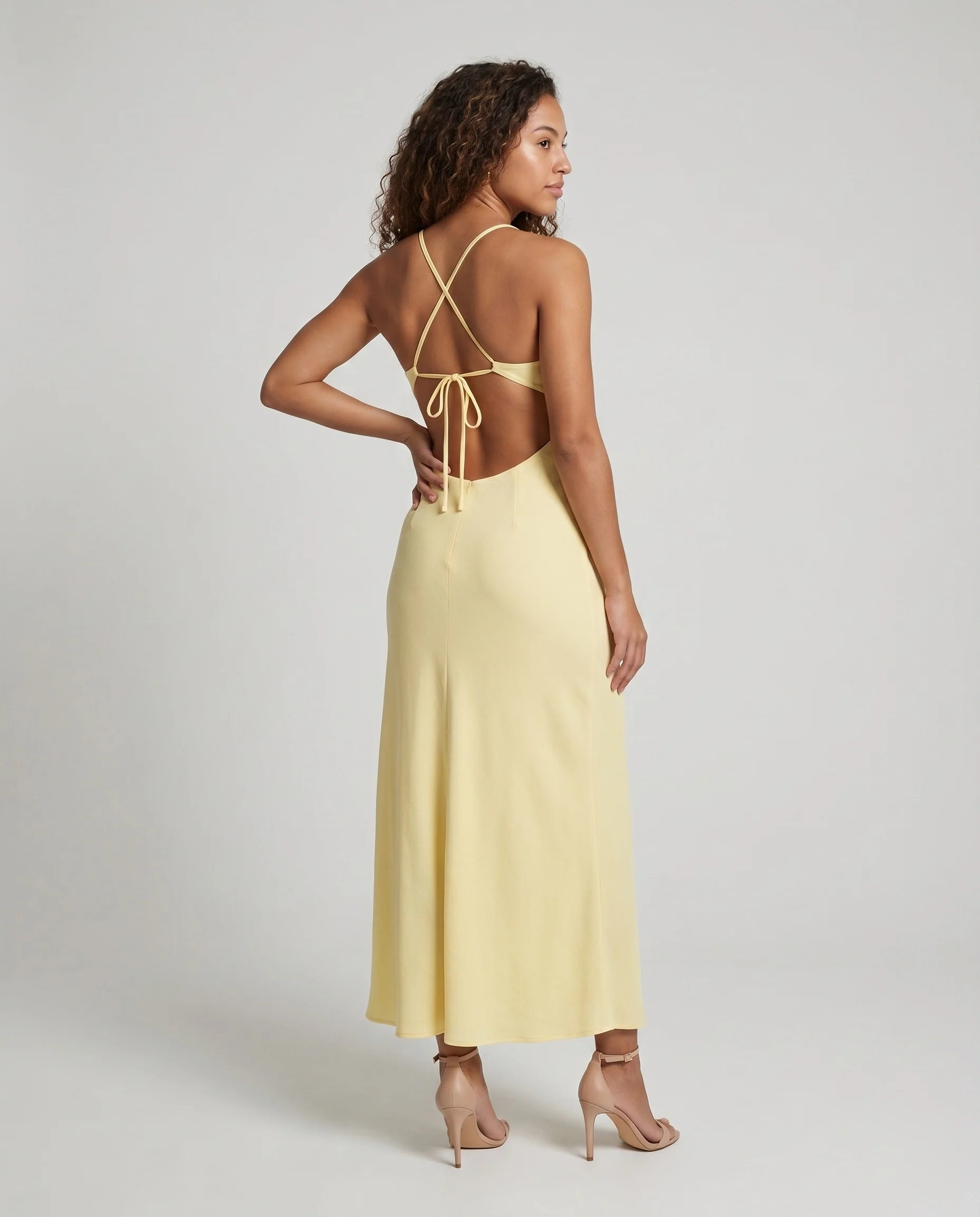 Damen Elegantes Maxikleid mit tiefem V-Ausschnitt und seitlichen Cut-Outs R&B - Image 4