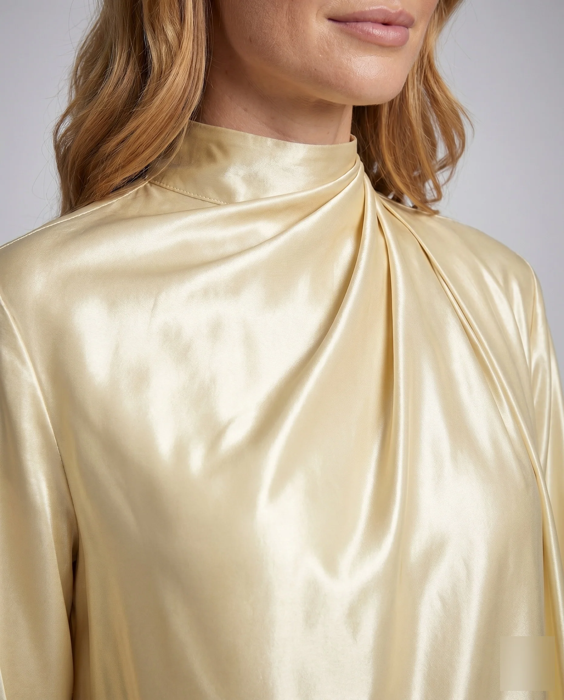 Damen Elegantes Satin-Hemdkleid mit hohem Kragen und raffiniertem Drapé R&B - Image 3