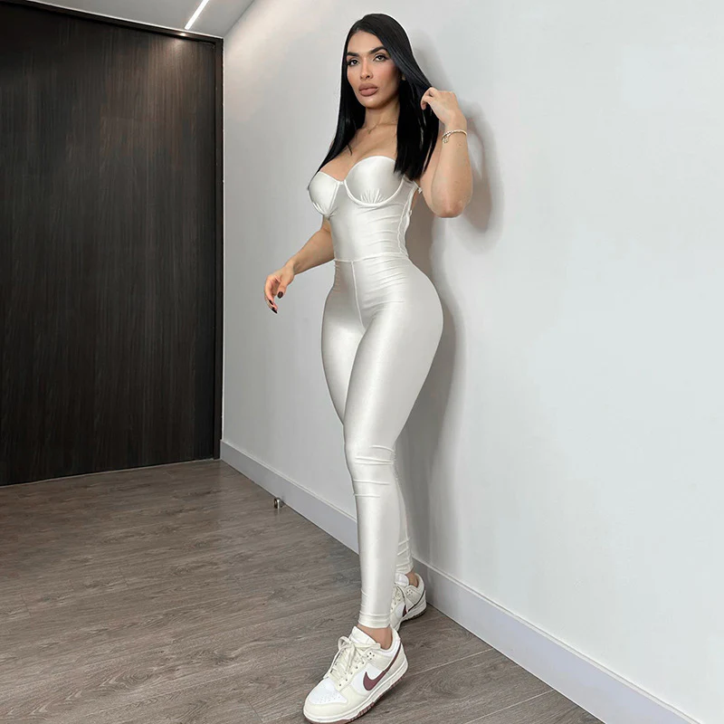 Damen Figurbetonter Jumpsuit mit Bügelfalten und trägerlosem Design R&B - Image 3