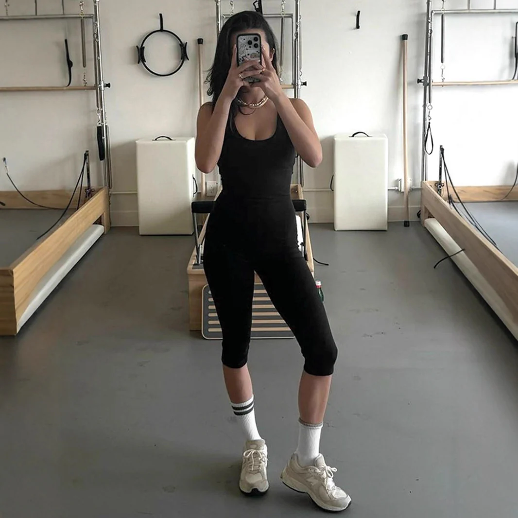 Damen figurbetonter Jumpsuit mit Kragen und Kurzarm Heidi-Mode - Image 4