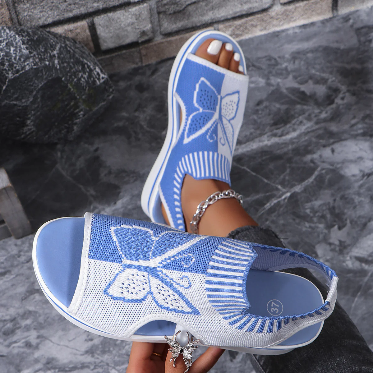 Damen Freizeitsandalen mit modischem Schmetterlingsdesign und rutschfester Sohle R&B - Image 6