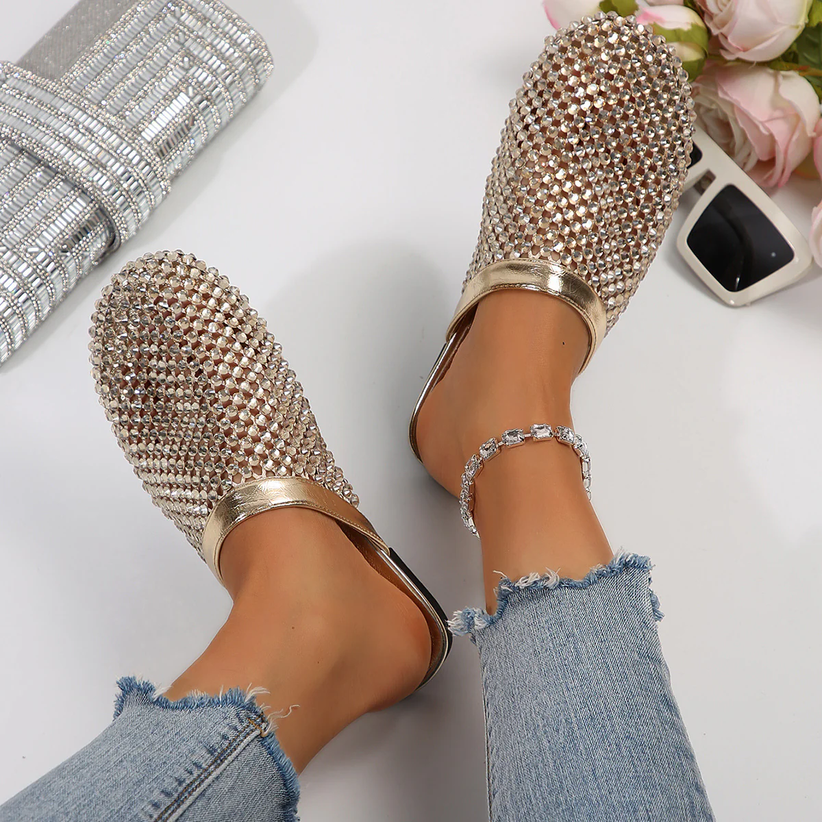 Damen glamouröse Clogs mit funkelnden Kristallverzierungen R&B - Image 2