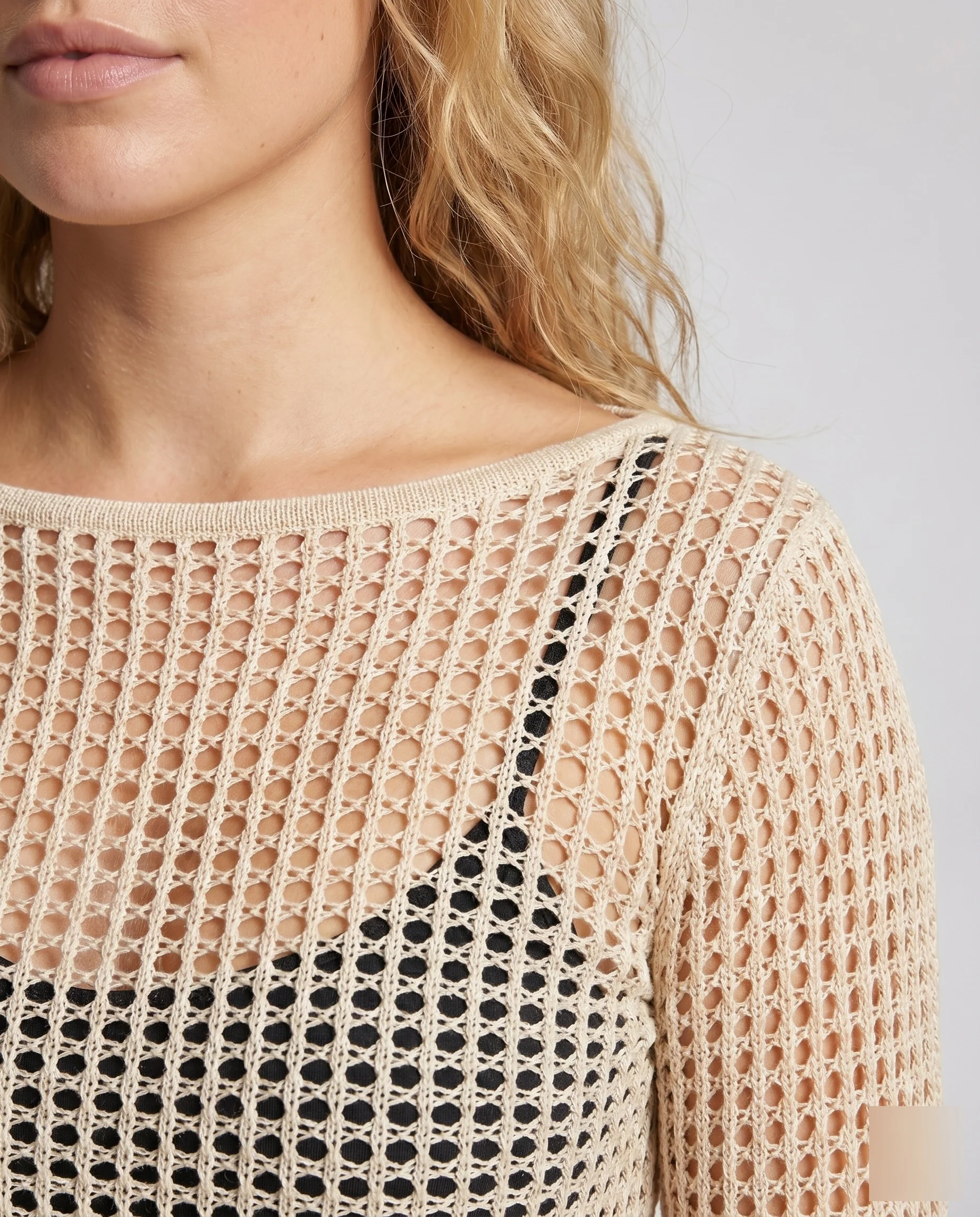 Damen Häkeloberteil mit weitem Schnitt und transparenten Details - Image 3