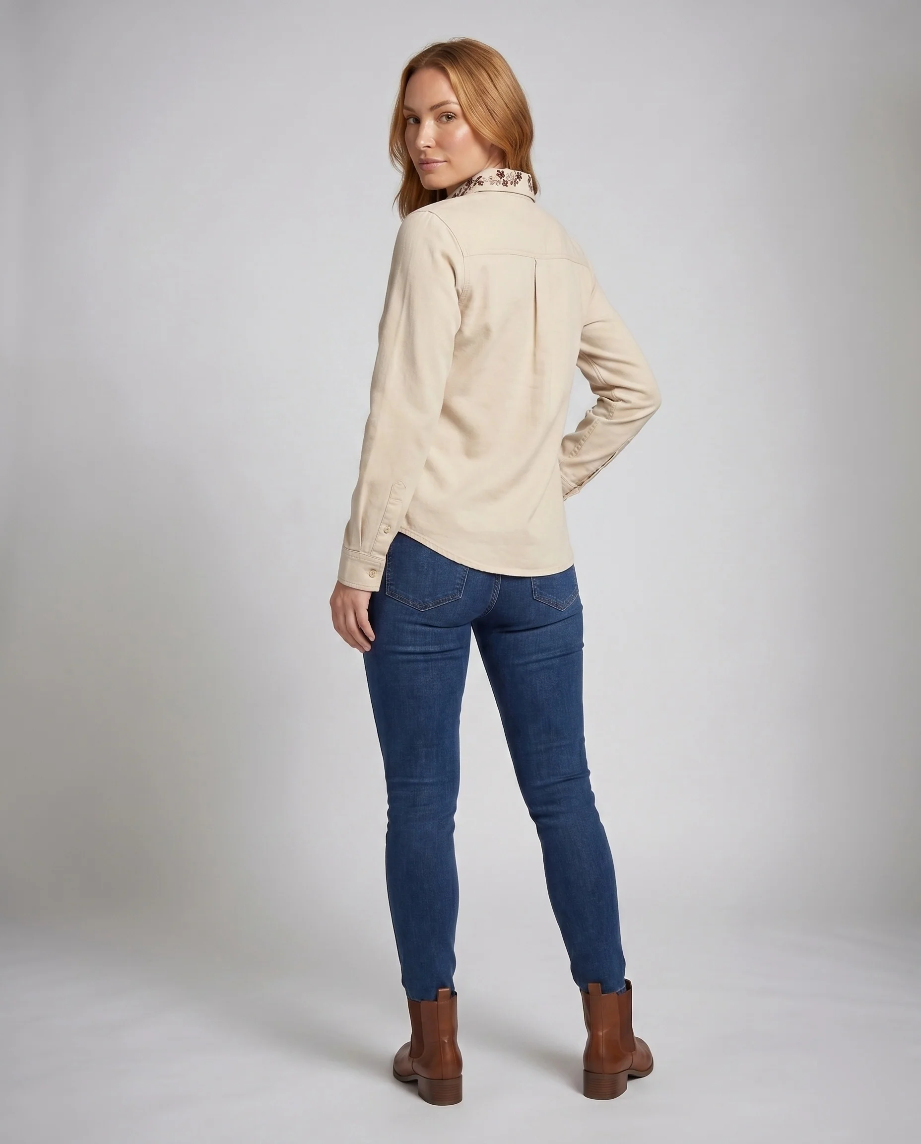 Damen Hemdbluse mit kunstvollen Stickereien R&B - Image 4