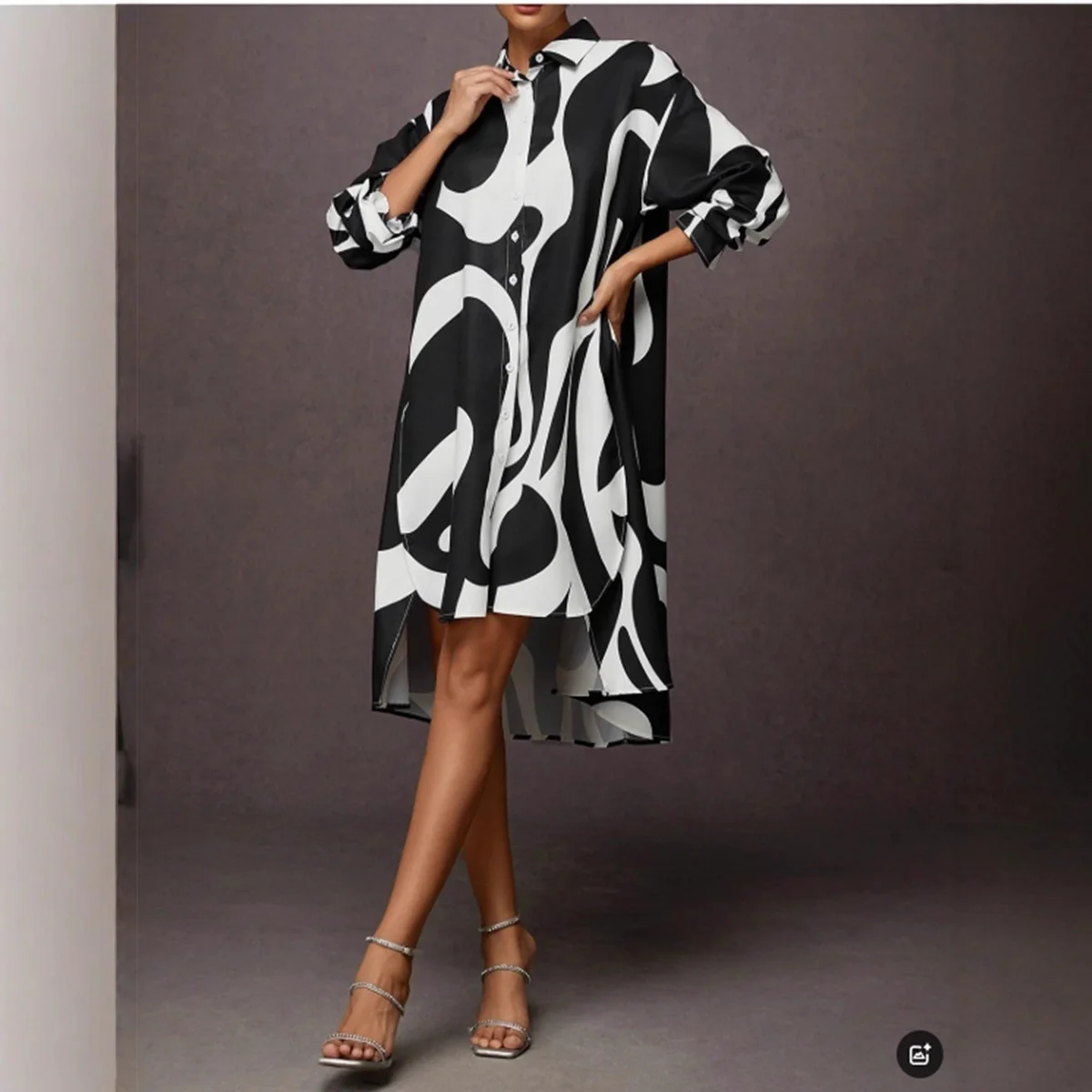 Damen Hemdblusenkleid mit modernem Grafikdruck und asymmetrischem Schnitt R&B - Image 6