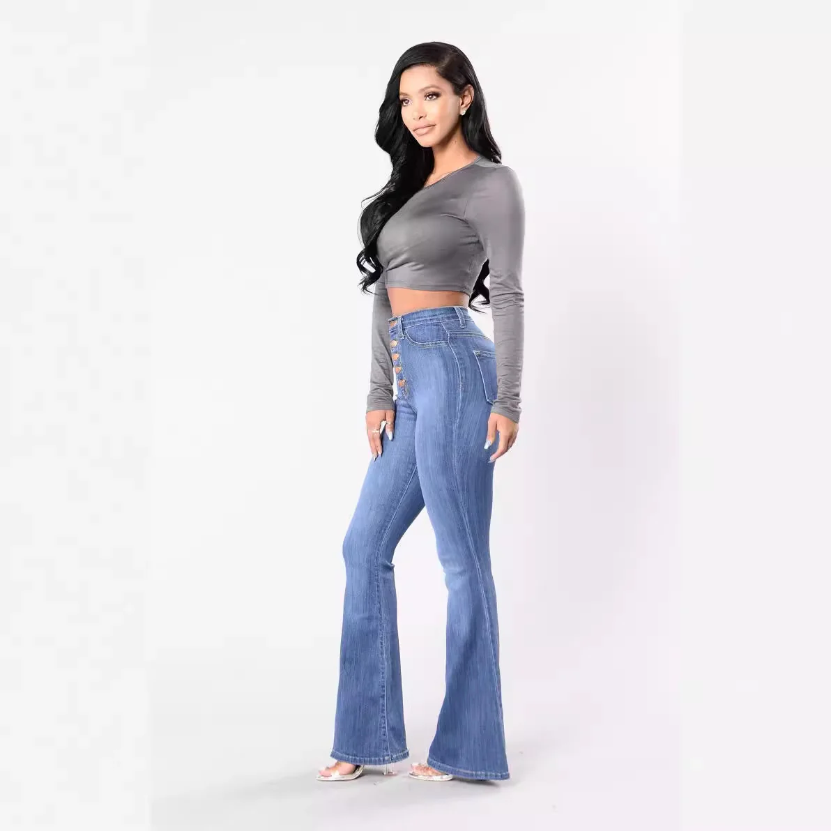Damen High-Waist Flared Jeans mit dekorativen Knopfdetails und elastischem Bund R&B - Image 4