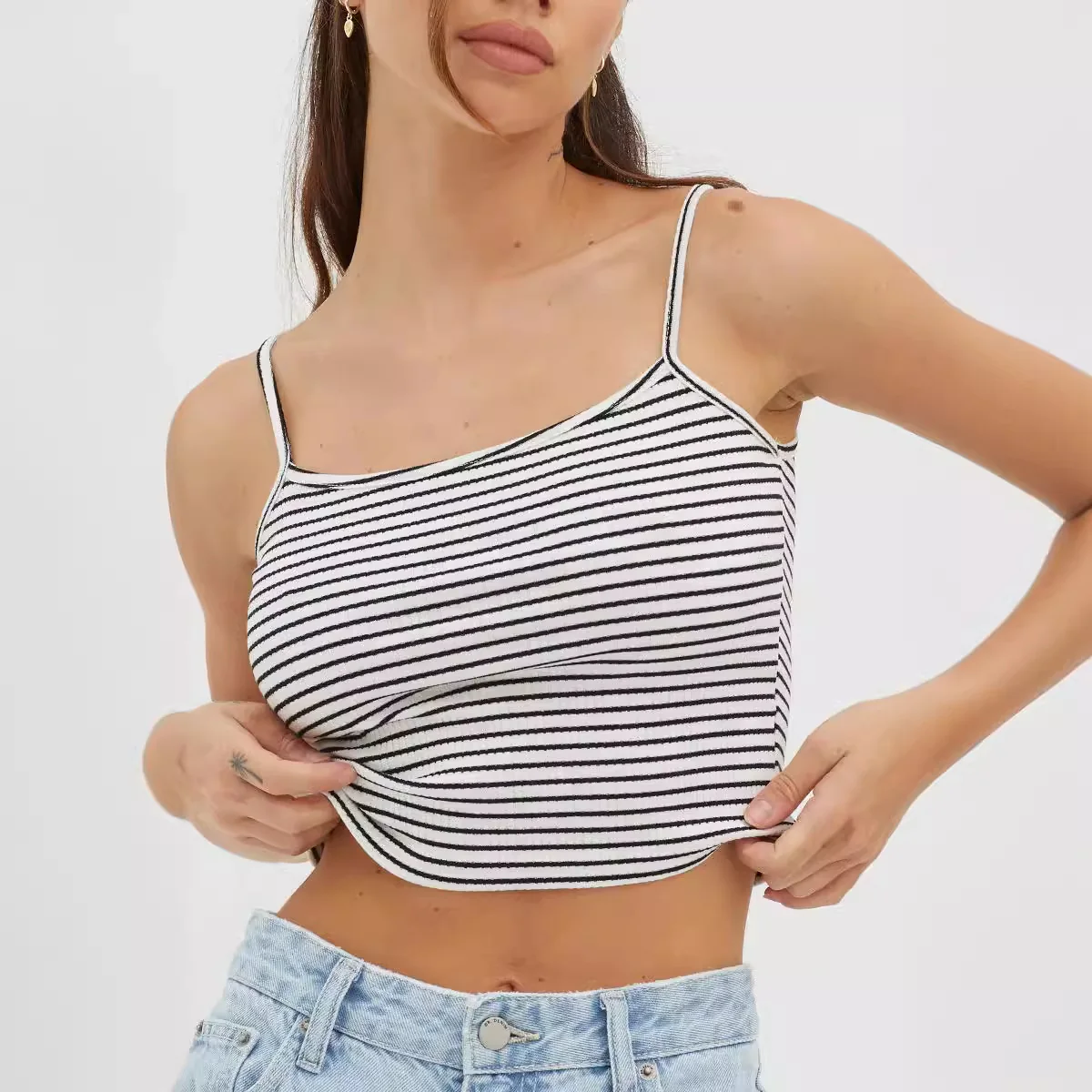 Damen gehäkeltes Crop-Top mit feinem Streifenmuster und komfortablem Schnitt R&B - Image 2