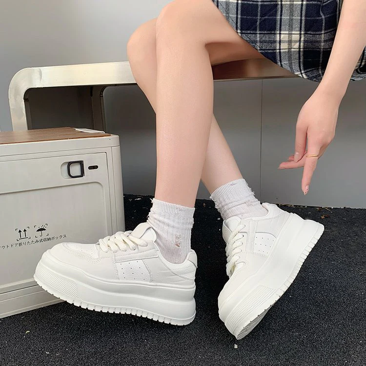 Damen hochbordige Sneaker mit elegantem Design und gepolsterter Sohle R&B - Image 4